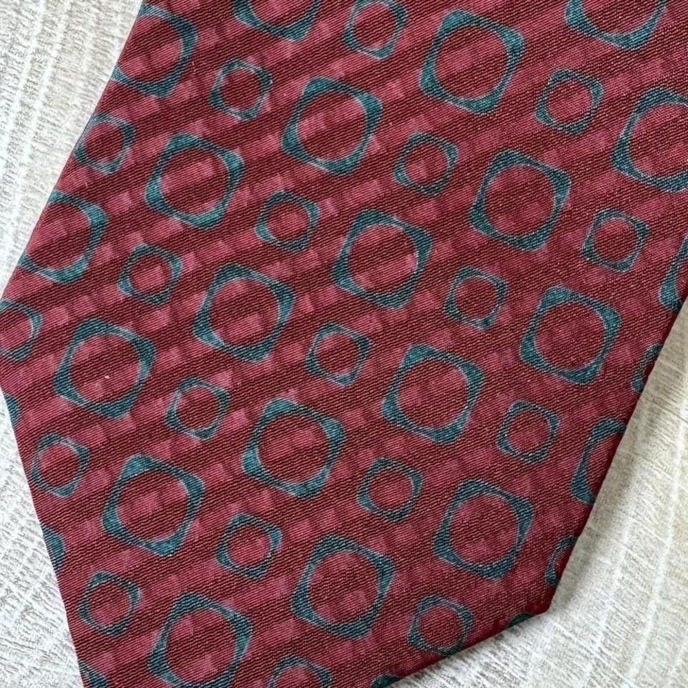 Georgio Armani Cravette Mens 100% Silk Neck Tie Geometric Print Italy - Picture 3 of 8